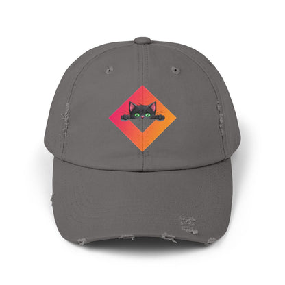 Distressed Cap Green-Eyed Cat Design – Vintage-Style Hat for Cat Lovers
